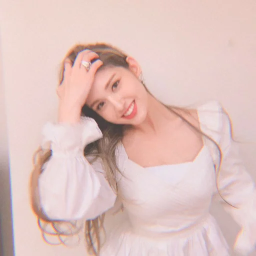 Эмодзи JEON SOMI