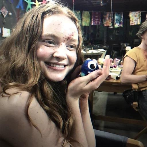 Эмодзи Сэди Синк