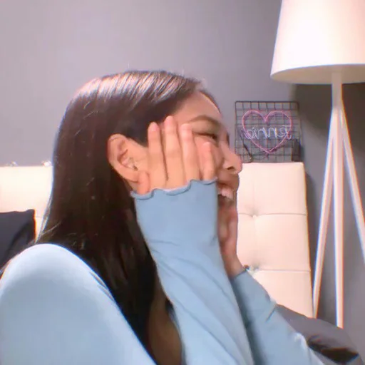 Эмодзи jennie blackpink