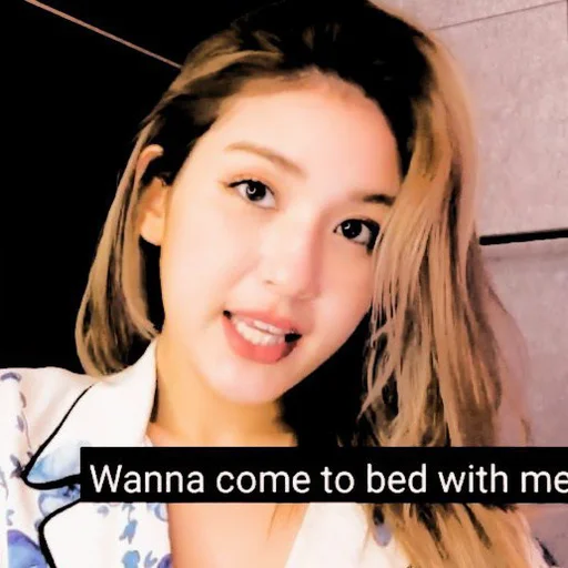 Эмодзи jeon somi