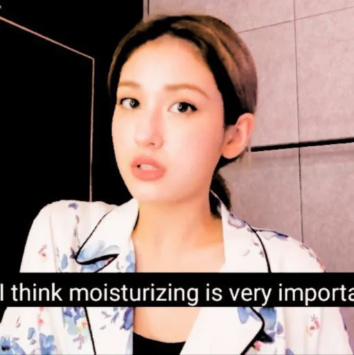 Эмодзи jeon somi