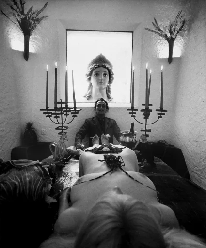 Эмодзи Salvador Dalí