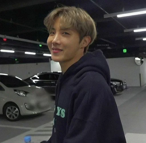 Эмодзи Чон Хосок