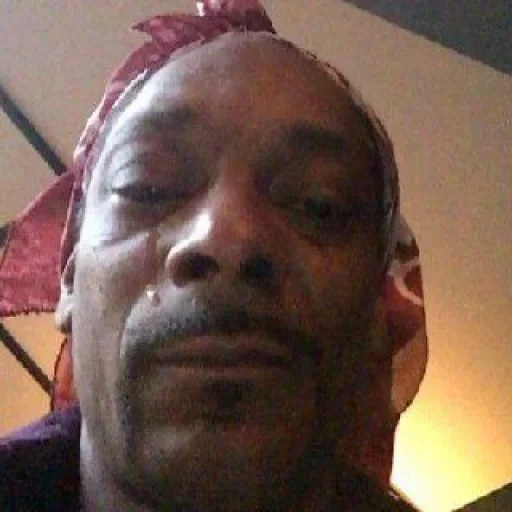 Эмодзи Snoop Dogg