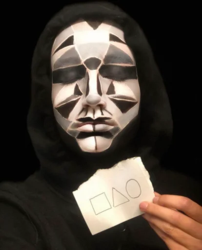 Эмодзи Squid Game