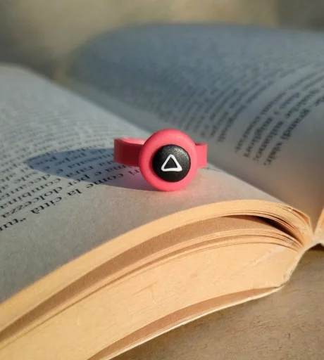 Эмодзи Squid Game