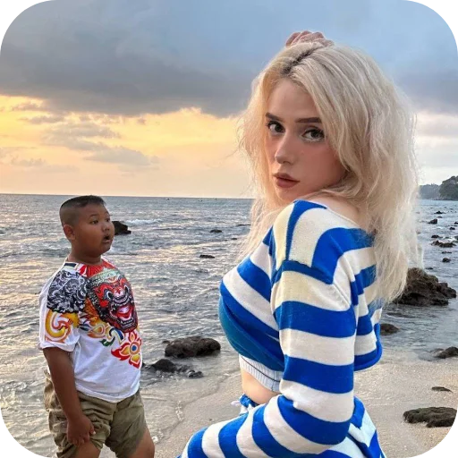 Эмодзи Sveta Sollar