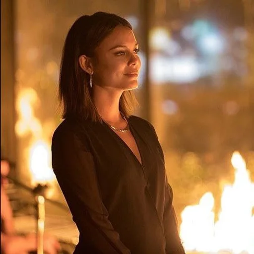 Эмодзи Натали Келли