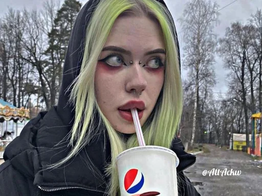 Эмодзи Thirteen Att Ackw