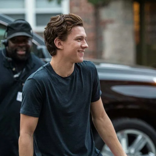 Эмодзи Том Холланд