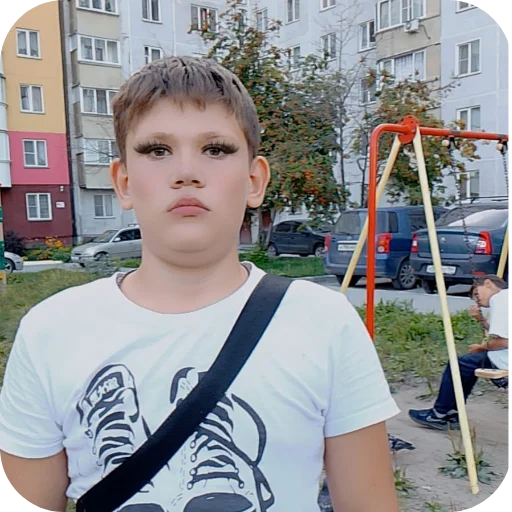 Эмодзи Треш