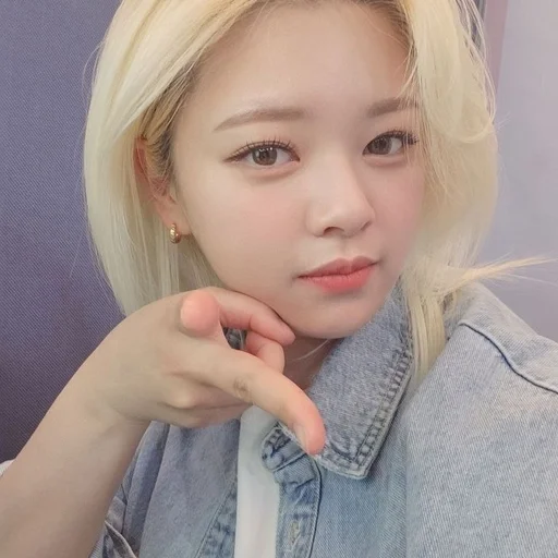 Эмодзи Twice