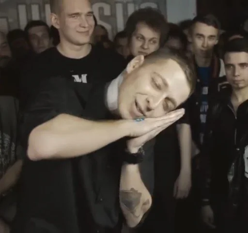 Эмодзи Versus