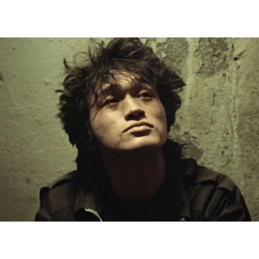 Эмодзи Виктор Цой