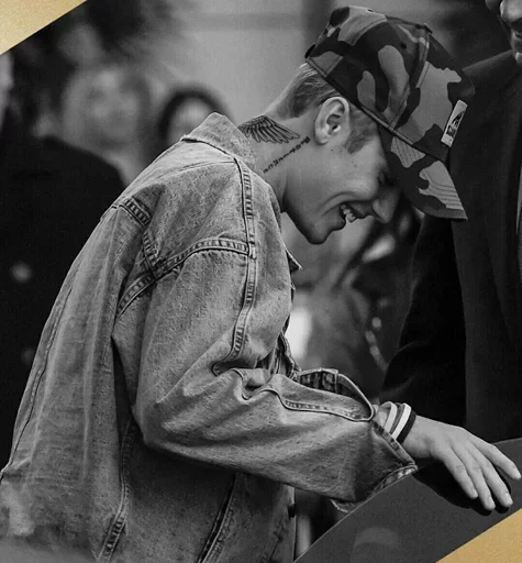 Эмодзи Justin Bieber