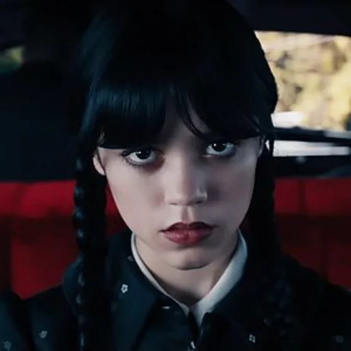 Эмодзи Wednesday Addams 📼🔭