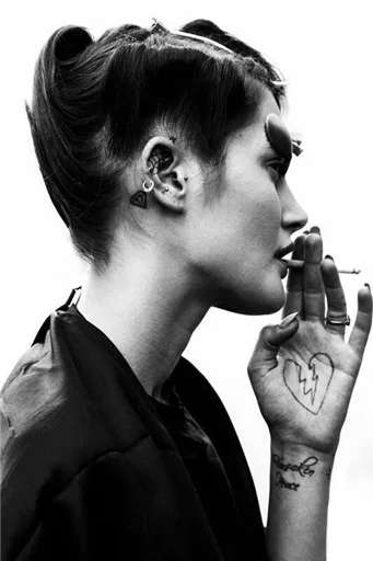 Эмодзи Wanna smoke