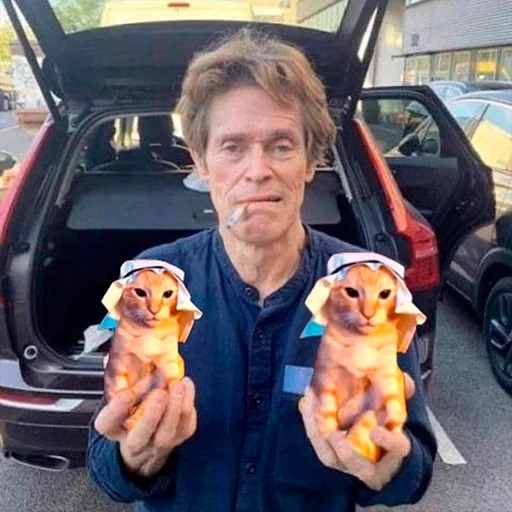 Эмодзи Уиллем Дефо