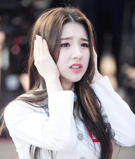 Эмодзи HEEJIN