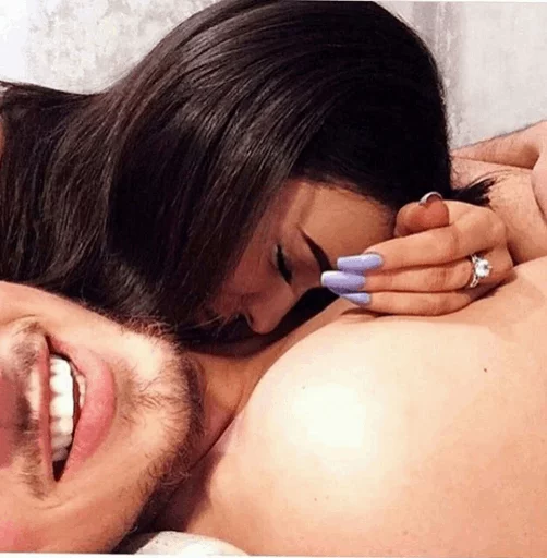 Эмодзи gif.sxy.new.👉🏾 😻🍆💦