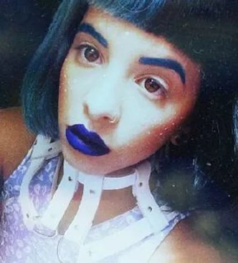 Эмодзи Melanie Martinez