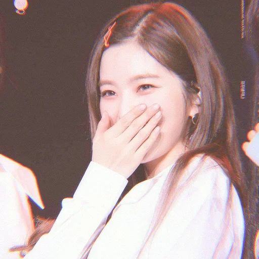 Эмодзи irene red velvet