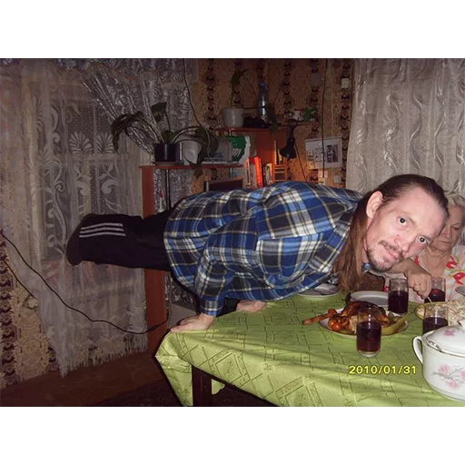 Эмодзи It`s cool to be anime