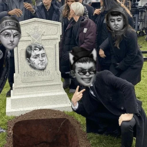 Эмодзи romochka i antonushka