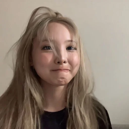 Эмодзи nayeon