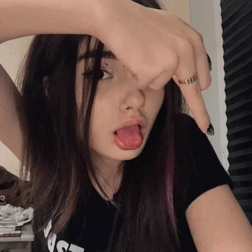 Эмодзи bawstickerme