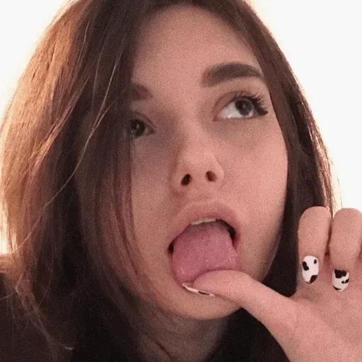 Эмодзи bawstickerme