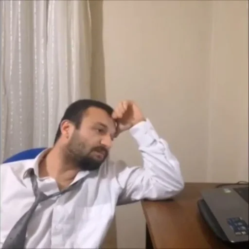 Эмодзи Aykut Elmas