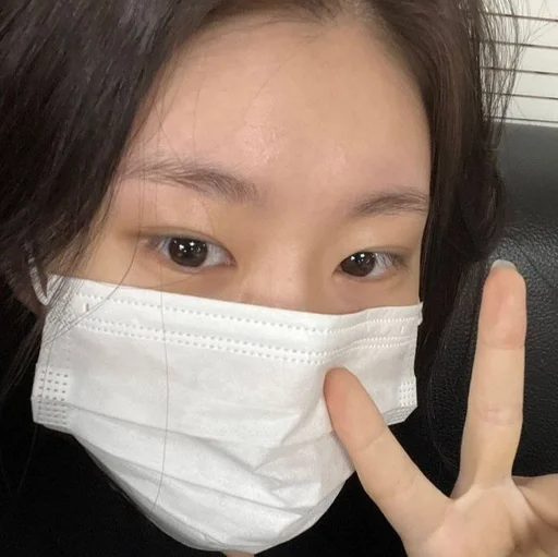 Эмодзи chaeryeoung