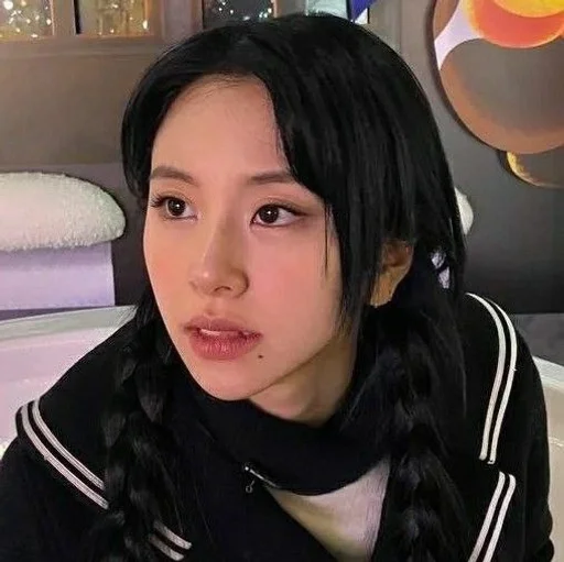 Эмодзи chayeong