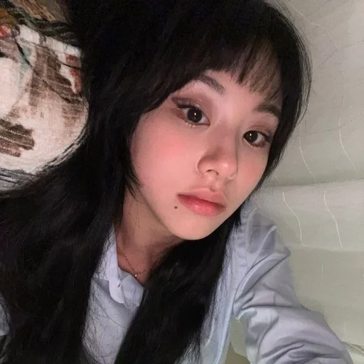 Эмодзи chayeong