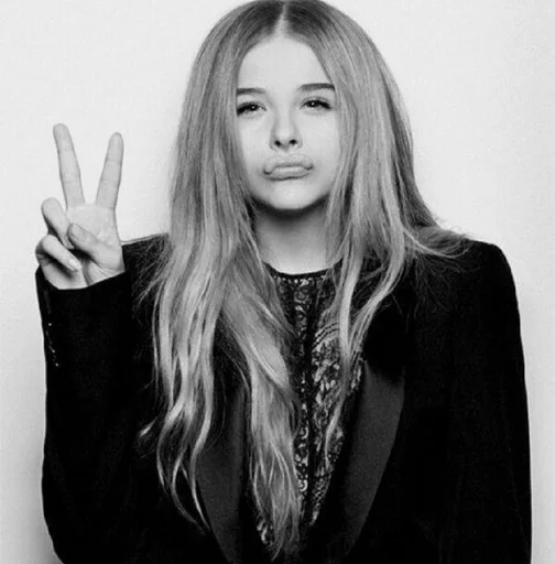 Эмодзи chloe grace moretz