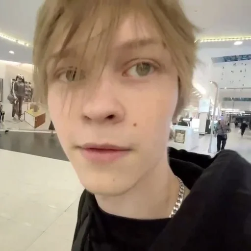 Эмодзи дипинс