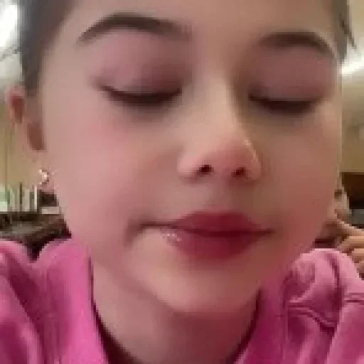 Эмодзи МИЛАНА ХАМЕТОВА БОГИНЯ