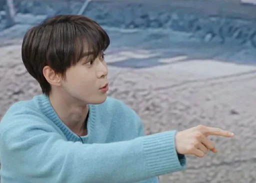 Эмодзи Doyoung