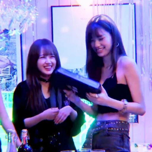 Эмодзи kim doyeon