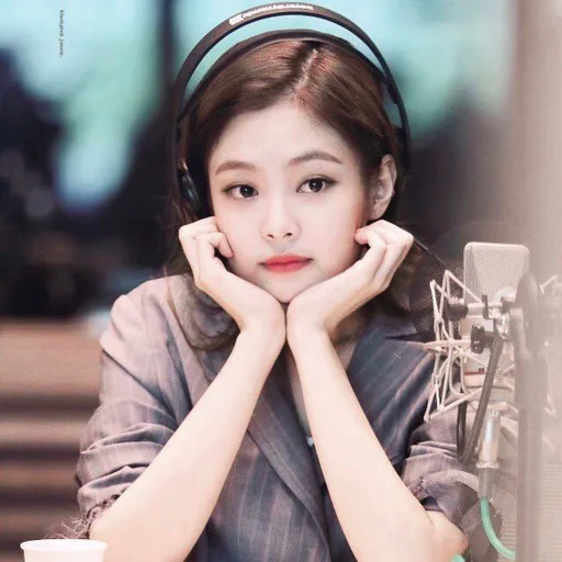 Эмодзи DBW Jennie