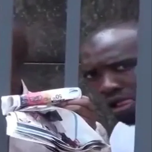 Эмодзи EarnDevison