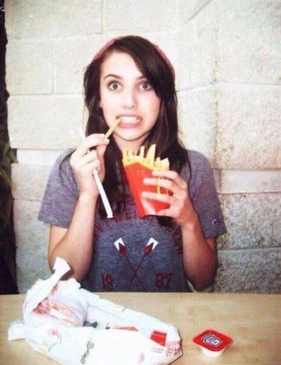 Эмодзи Эмма Робертс