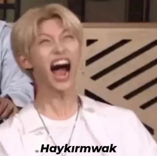 Эмодзи 𖧷𝐟𝐞𝐥𝐢𝐱𖧷𝑏𝑦