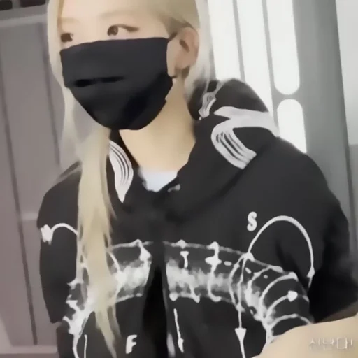 Эмодзи rose blackpink