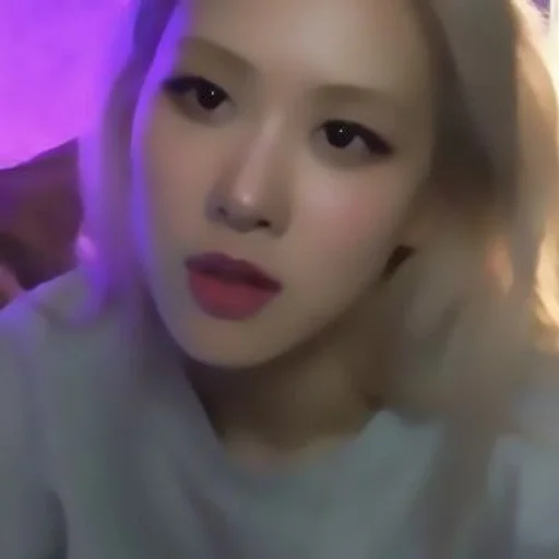 Эмодзи rose blackpink