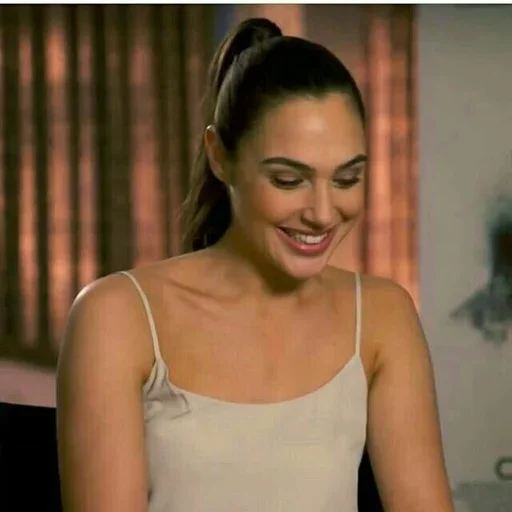 Эмодзи Gal Gadot