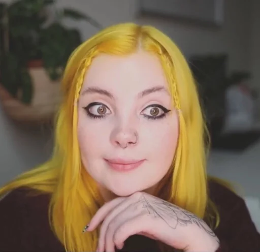 Эмодзи дашка каплан