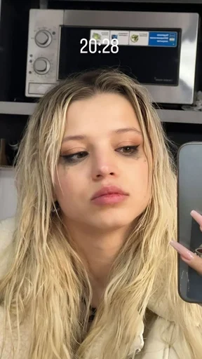 Эмодзи Юля Гаврилина