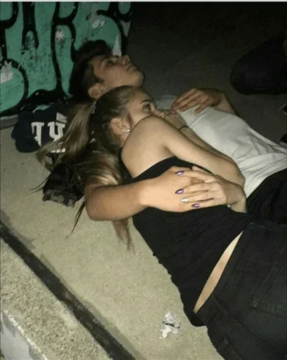 Эмодзи Gif Love